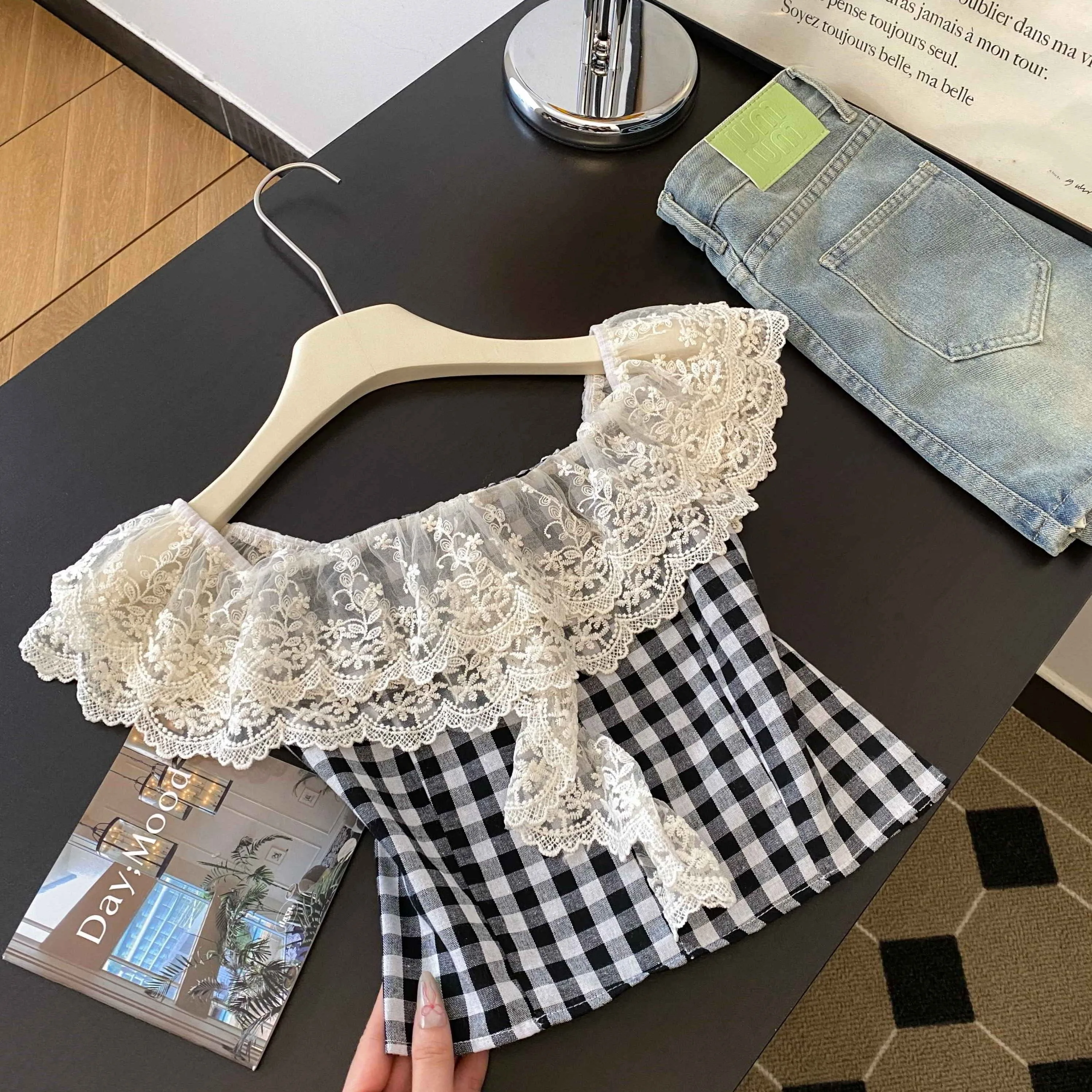 Slim Fit Lace Trim Splice irt Women's Summer Faion Casual Sle One oulder Design plus Size ort Top Pure Desirable
Slim Fit Lace Trim Splice irt Women's Summer Faion Casual Sle One oulder Design plus Size ort Top Pure Desirable