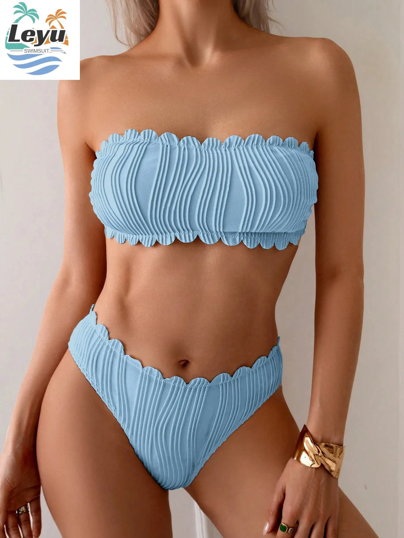 2026 new women's two-piece swimsuit solid color strapless lace sweet bikini sexy vacation beach swimsuit
2026 new women's two-piece swimsuit solid color strapless lace sweet bikini sexy vacation beach swimsuit