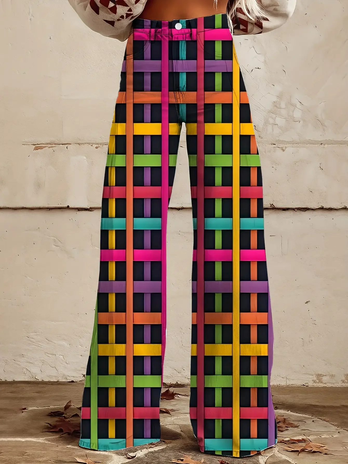 Retro fashion geometric pattern printed loose horn imitation jeans, loose wide leg design, and fun printed women's pants2026
Retro fashion geometric pattern printed loose horn imitation jeans, loose wide leg design, and fun printed women's pants2026