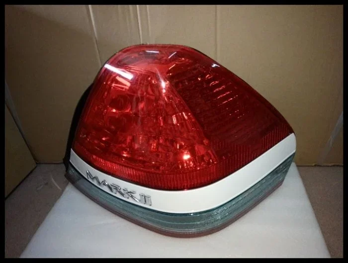 eOsuns rear light + brake light + turn signal rear bumper light reflector for Toyota MARK GX110
eOsuns rear light + brake light + turn signal rear bumper light reflector for Toyota MARK GX110