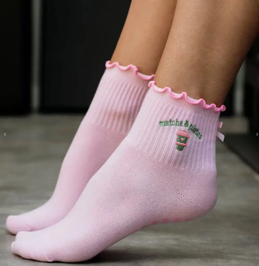 Manufacturer New Custom Embroidery Logo Ruffle Anti-Slip Floor Crew Sports Cotton Grip Women Pilates Fitness Yoga Socks
Manufacturer New Custom Embroidery Logo Ruffle Anti-Slip Floor Crew Sports Cotton Grip Women Pilates Fitness Yoga Socks