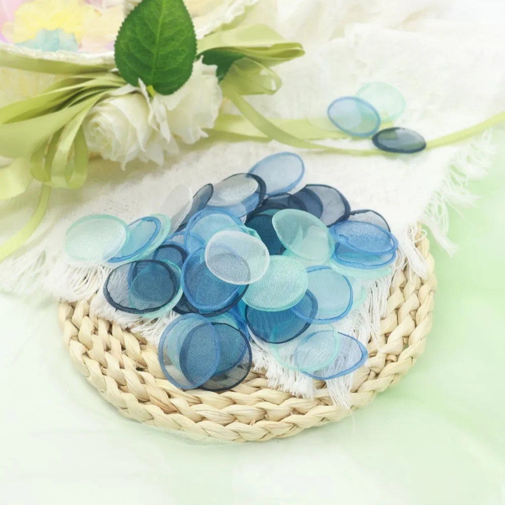 Atmospheric Blue Artificial Rose Petals Wedding Party Scene Arrangement Decor Photo Prop Wedding Accessories Home Decoration
Atmospheric Blue Artificial Rose Petals Wedding Party Scene Arrangement Decor Photo Prop Wedding Accessories Home Decoration