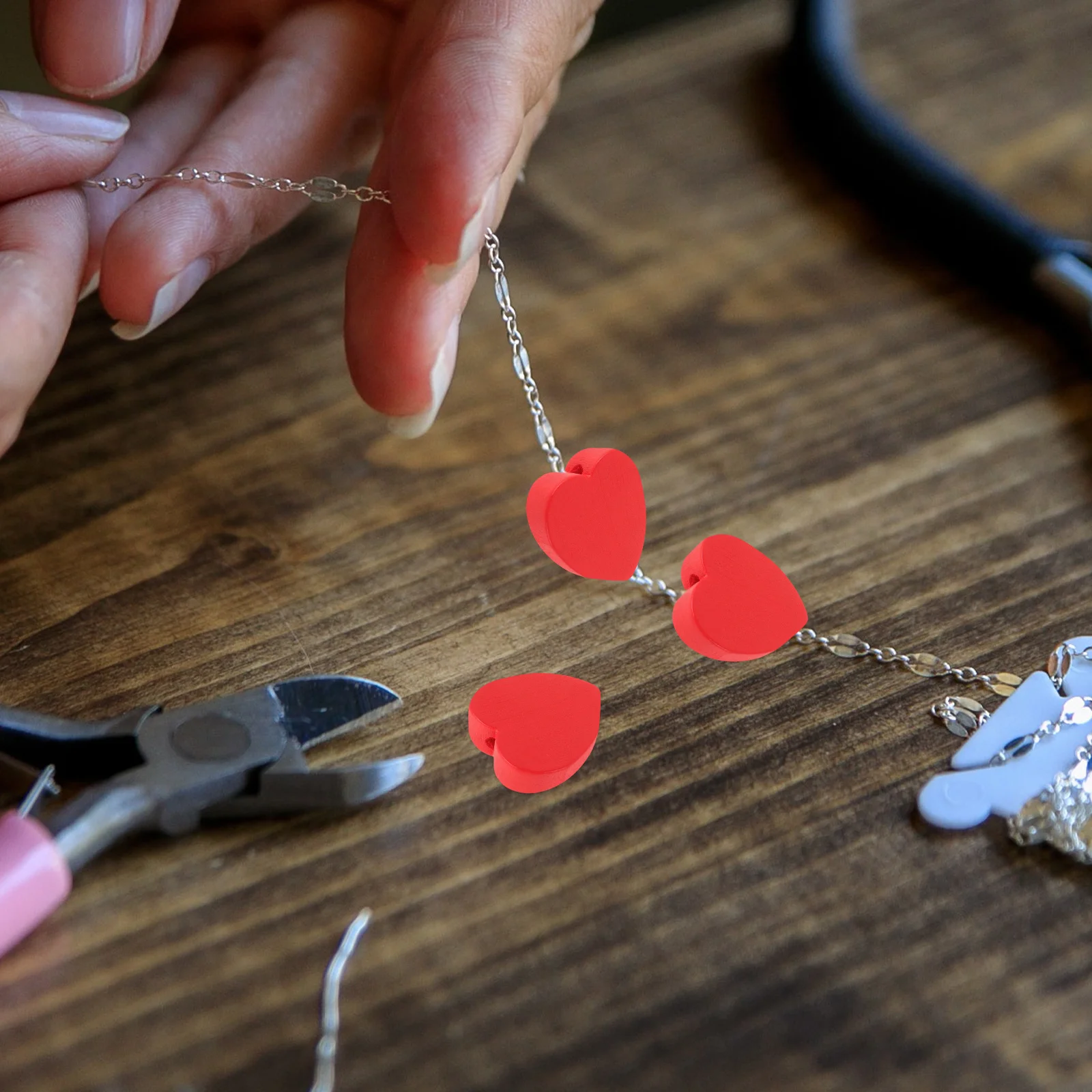 100 Pcs Heart Shaped Wooden Beads Valentine Crafts Love Pendant DIY Decor Accessories Colored Spacer Bulk Wood Hearts Necklace
100 Pcs Heart Shaped Wooden Beads Valentine Crafts Love Pendant DIY Decor Accessories Colored Spacer Bulk Wood Hearts Necklace