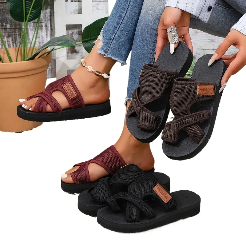 Breathable Comfortable Beach Vacation Style Sandals and Slippers Women's Fashionable Hollow Lightweight
Breathable Comfortable Beach Vacation Style Sandals and Slippers Women's Fashionable Hollow Lightweight