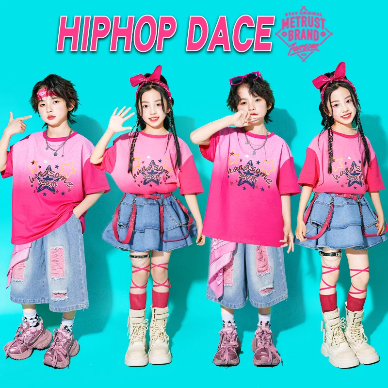 Boys Girls Hip Hop Dance Outfit Pink T-Shirt Denim Skirt Pants Set for Streetwear Dance Stage Performance Kids Party Costumes
Boys Girls Hip Hop Dance Outfit Pink T-Shirt Denim Skirt Pants Set for Streetwear Dance Stage Performance Kids Party Costumes