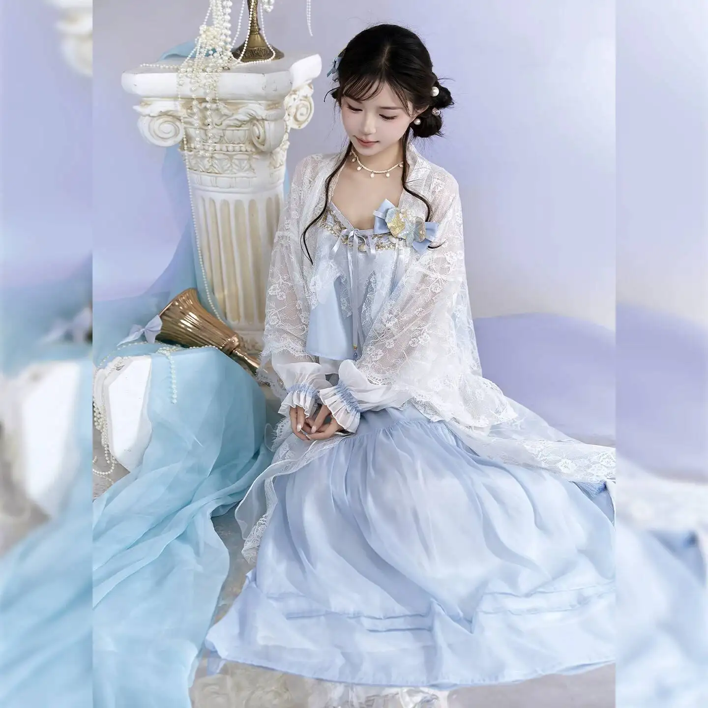 New Chinese Style Blue Shell Famen Temple Cardigan Coat Han Elements Daily National Air Fiesta Carnival Halloween Cos Cosplay
New Chinese Style Blue Shell Famen Temple Cardigan Coat Han Elements Daily National Air Fiesta Carnival Halloween Cos Cosplay