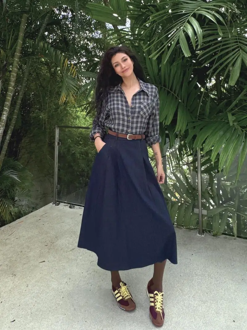 Retro High Waist Elastic Waist Belted Midi Skirt Slimming Blue Jeans Half Body mid Skirt with Pockets A-Line Skirt
Retro High Waist Elastic Waist Belted Midi Skirt Slimming Blue Jeans Half Body mid Skirt with Pockets A-Line Skirt