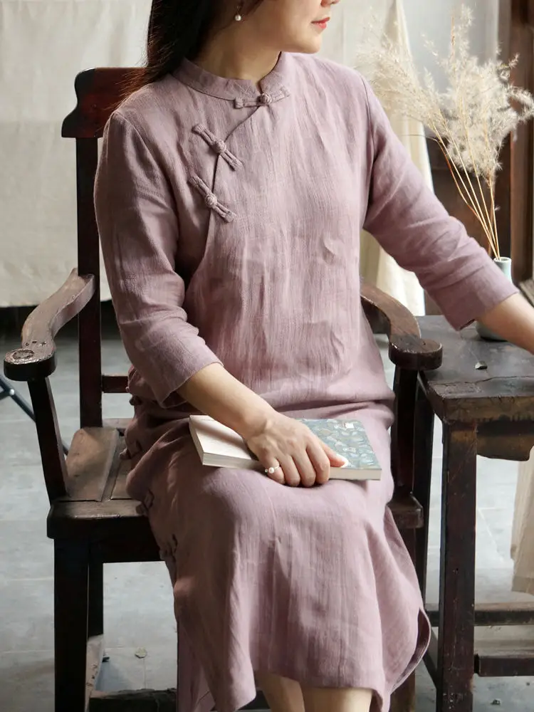 Ретро Sle Reformulated Life Lotus Color Синий Грубый Гобелен Лен Семи четвертей Све Женское осеннее длинное Ципао
Ретро Sle Reformulated Life Lotus Color Синий Грубый Гобелен Лен Семи четвертей Све Женское осеннее длинное Ципао