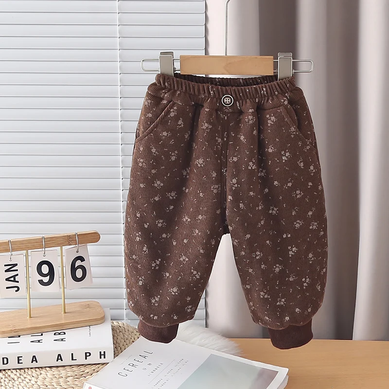 Thickened Fleece Children's Casual Pants Floral Patterned Winter Warm Cotton Trousers for Girls Baby Cotton Pants for Cold We...
Thickened Fleece Children's Casual Pants Floral Patterned Winter Warm Cotton Trousers for Girls Baby Cotton Pants for Cold We...