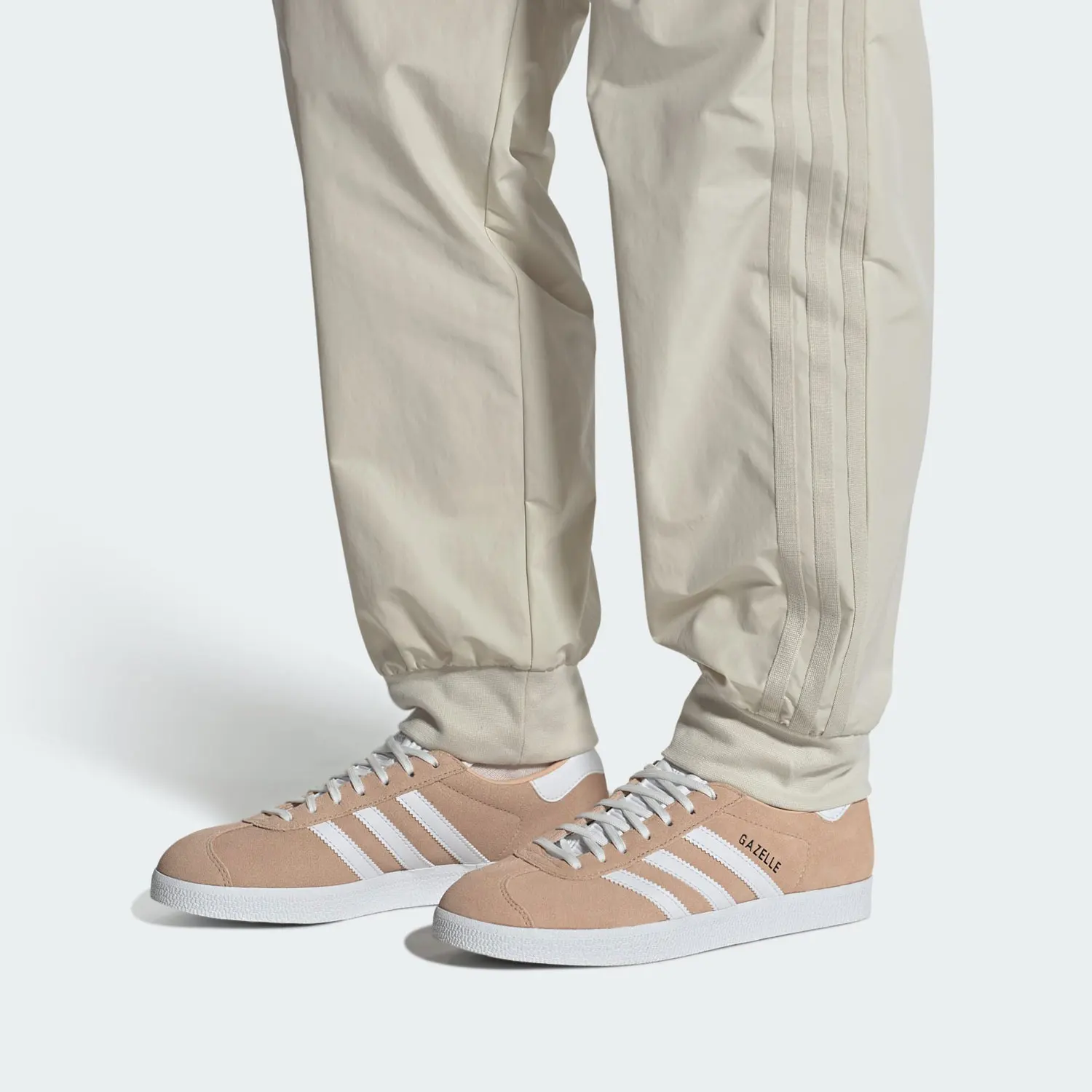 Adidas оригинальные оригинальные женские классические модные повседневные туфли для скейтбординга ID7006
Adidas оригинальные оригинальные женские классические модные повседневные туфли для скейтбординга ID7006