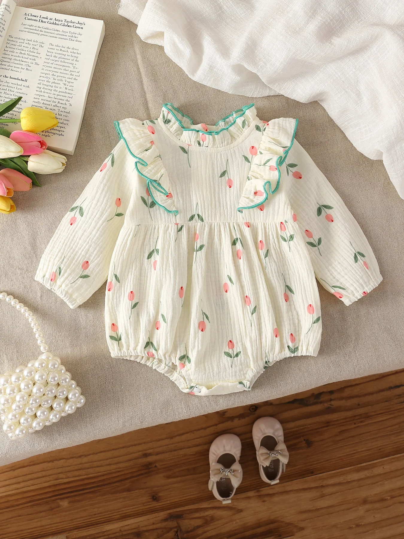 2025 Autumn New Baby Girls Clothes Tulip Print Infant Bodysuits &One Piece Infant Rufflle Outfit
2025 Autumn New Baby Girls Clothes Tulip Print Infant Bodysuits &One Piece Infant Rufflle Outfit
