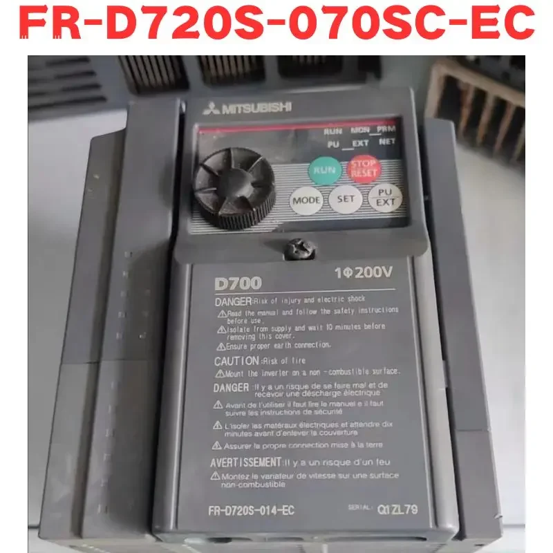Подержанный инвертор FR-D720S-070SC-EC FR D720S 070SC EC протестирован в порядке 
Подержанный инвертор FR-D720S-070SC-EC FR D720S 070SC EC протестирован в порядке