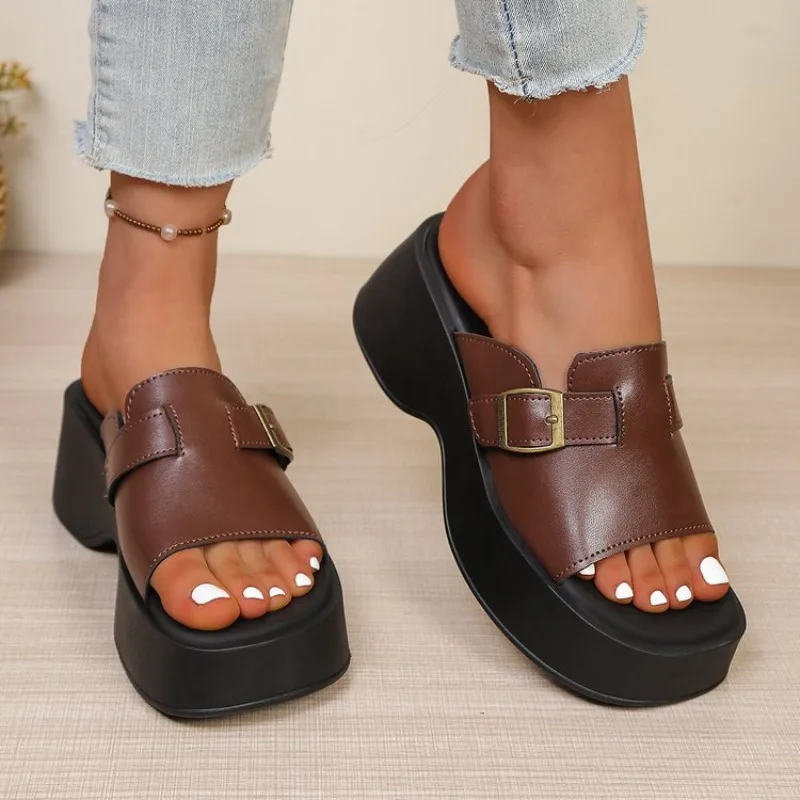 Summer New Style Slippers Women Casual Sports Slippers Women's Fashion Outwear Thick Sole Cake Shoes Versatile Slippers Women
Summer New Style Slippers Women Casual Sports Slippers Women's Fashion Outwear Thick Sole Cake Shoes Versatile Slippers Women