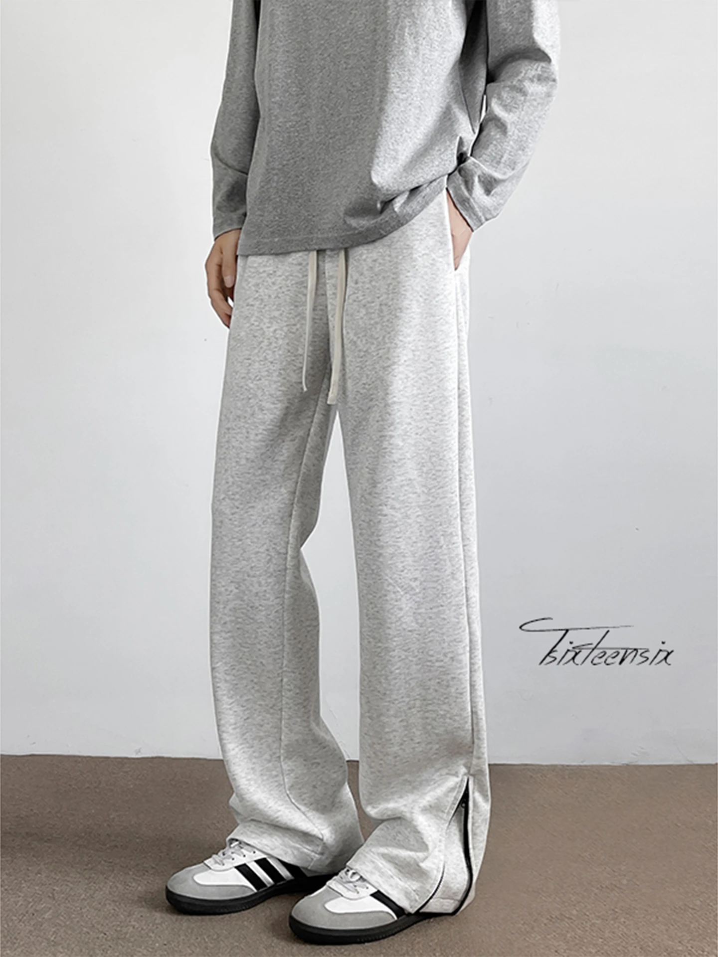 Мужские спортивные брюки свободного кроя с прямыми штанинами, осенние, модные, плотные, с боковой молнией, повседневные
Мужские спортивные брюки свободного кроя с прямыми штанинами, осенние, модные, плотные, с боковой молнией, повседневные