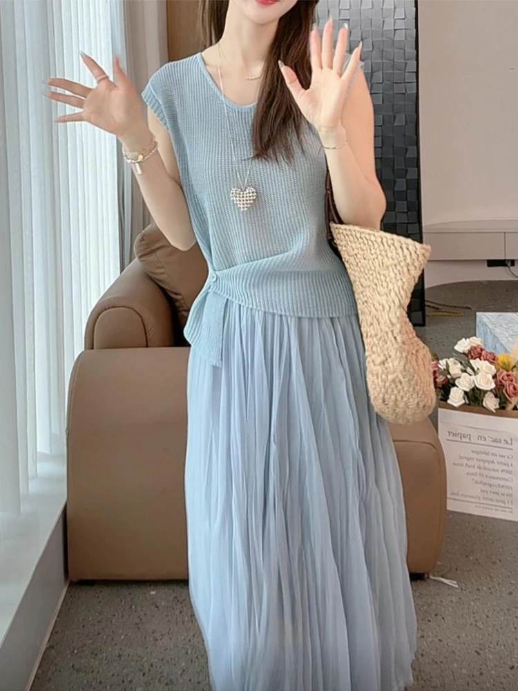Blue Knitted Top And Skirt Set Women's Fashion Korean Style Lazy Summer New Arrival High Waist Midi Skirt Matching Outfit
Blue Knitted Top And Skirt Set Women's Fashion Korean Style Lazy Summer New Arrival High Waist Midi Skirt Matching Outfit