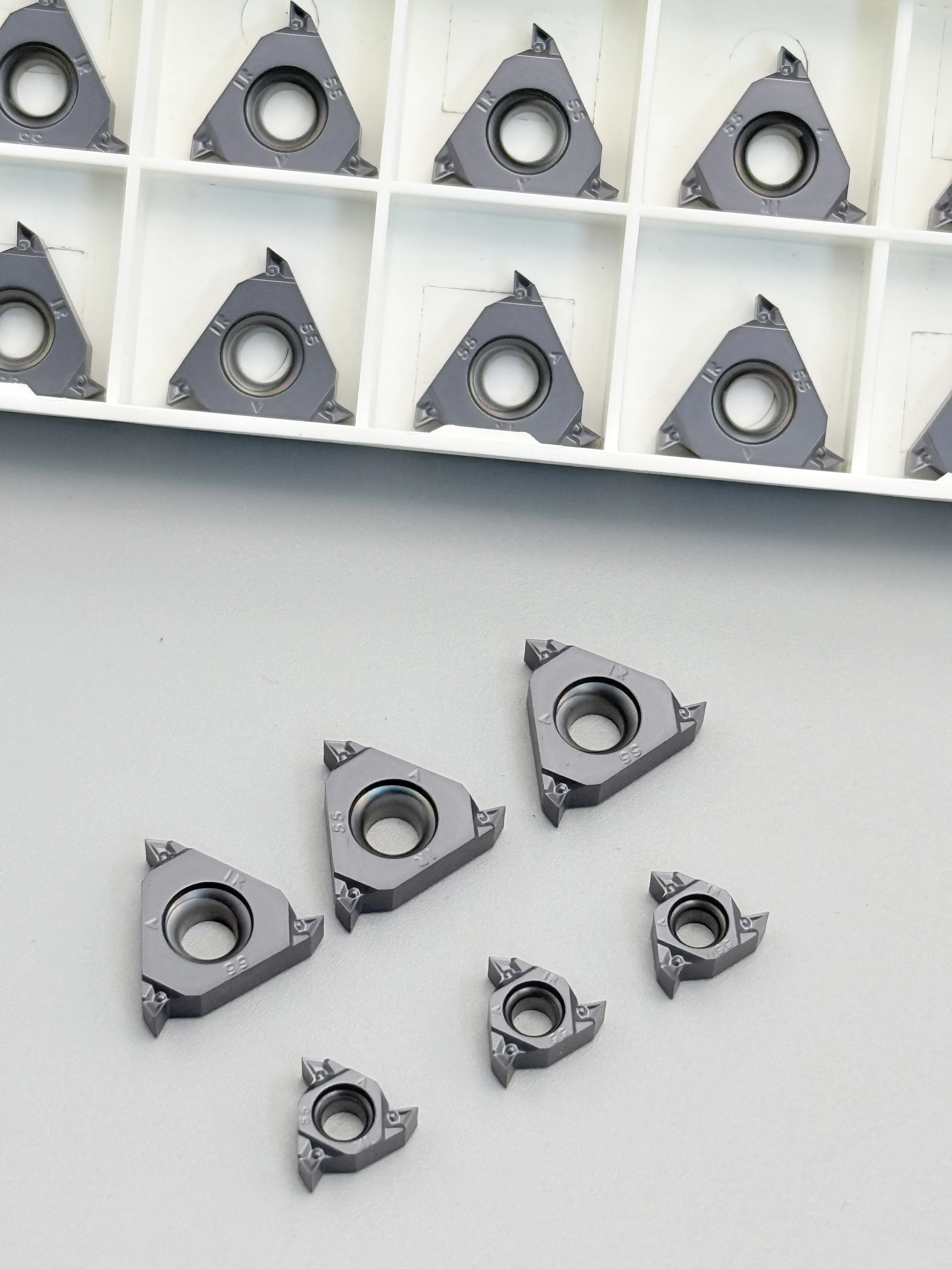 16ERA60 16ERG60 16ERAG60 16ERA55 11IRA55 16IRA55 General Threading Carbide Insert Internal External Thread CNC Tool 10pcs
16ERA60 16ERG60 16ERAG60 16ERA55 11IRA55 16IRA55 General Threading Carbide Insert Internal External Thread CNC Tool 10pcs