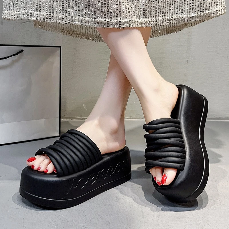 Silver Fashion Sandals and Slippers Women's Summer Wear 2026 New Flip-flops Small Sandals
Silver Fashion Sandals and Slippers Women's Summer Wear 2026 New Flip-flops Small Sandals
