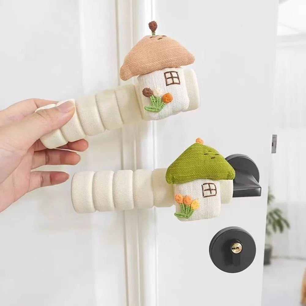 Cute House Shaped Door Handle Cover Static Door Knob Protector Soft Plush Door Handle Sleeve Winter Home Bedroom Nursery Decor
Cute House Shaped Door Handle Cover Static Door Knob Protector Soft Plush Door Handle Sleeve Winter Home Bedroom Nursery Decor
