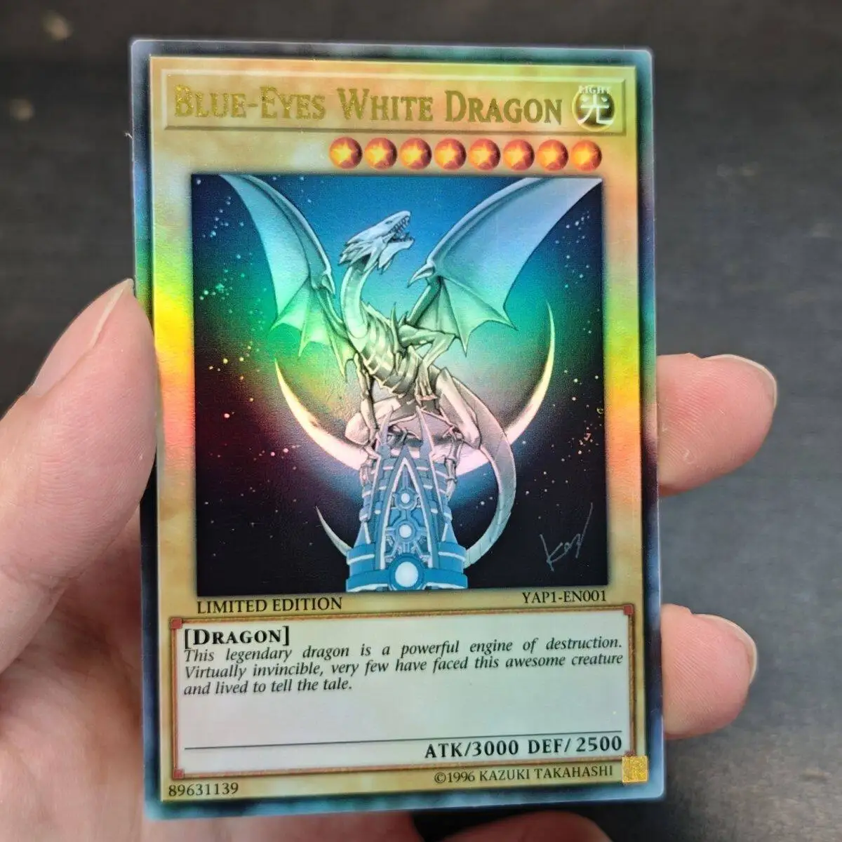 Сделай сам: Yu-Gi-Oh! своими руками! Коллекционная карта Blue-Eyes White Dragon Ur, цветная, с эффектом мерцания, YGO, Black Magician, аниме-карты, подарок, игрушки
Сделай сам: Yu-Gi-Oh! своими руками! Коллекционная карта Blue-Eyes White Dragon Ur, цветная, с эффектом мерцания, YGO, Black Magician, аниме-карты, подарок, игрушки