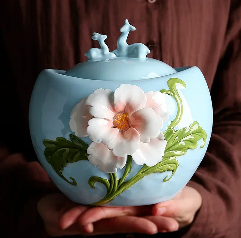 Chinese Ceramic Tea Cans Mixed Food Storage Tank Kitchen Storage Tank Coffee Tank Hand Drawn Flowers Tea Cans Home Decoration
Chinese Ceramic Tea Cans Mixed Food Storage Tank Kitchen Storage Tank Coffee Tank Hand Drawn Flowers Tea Cans Home Decoration