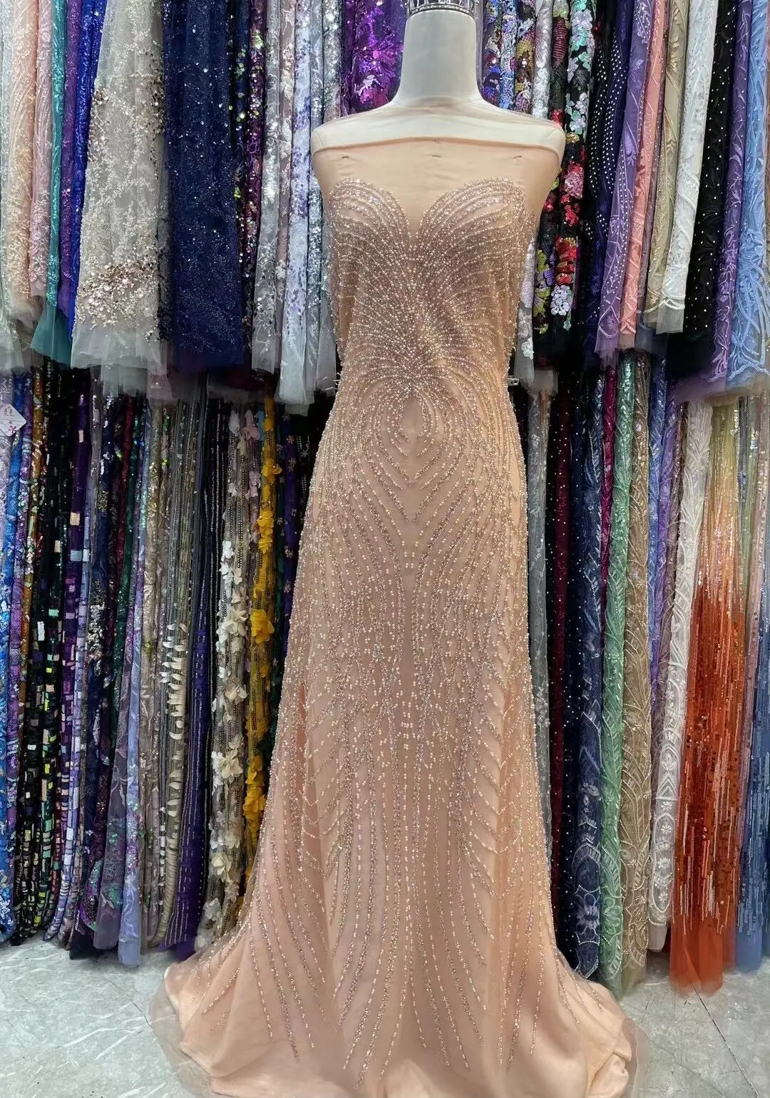 African Sequins Beaded Lace Fabric SYJ-13069613 Embroidery French Mesh Sequins Lace Fabric Nigerian Tulle Lace For Party
African Sequins Beaded Lace Fabric SYJ-13069613 Embroidery French Mesh Sequins Lace Fabric Nigerian Tulle Lace For Party