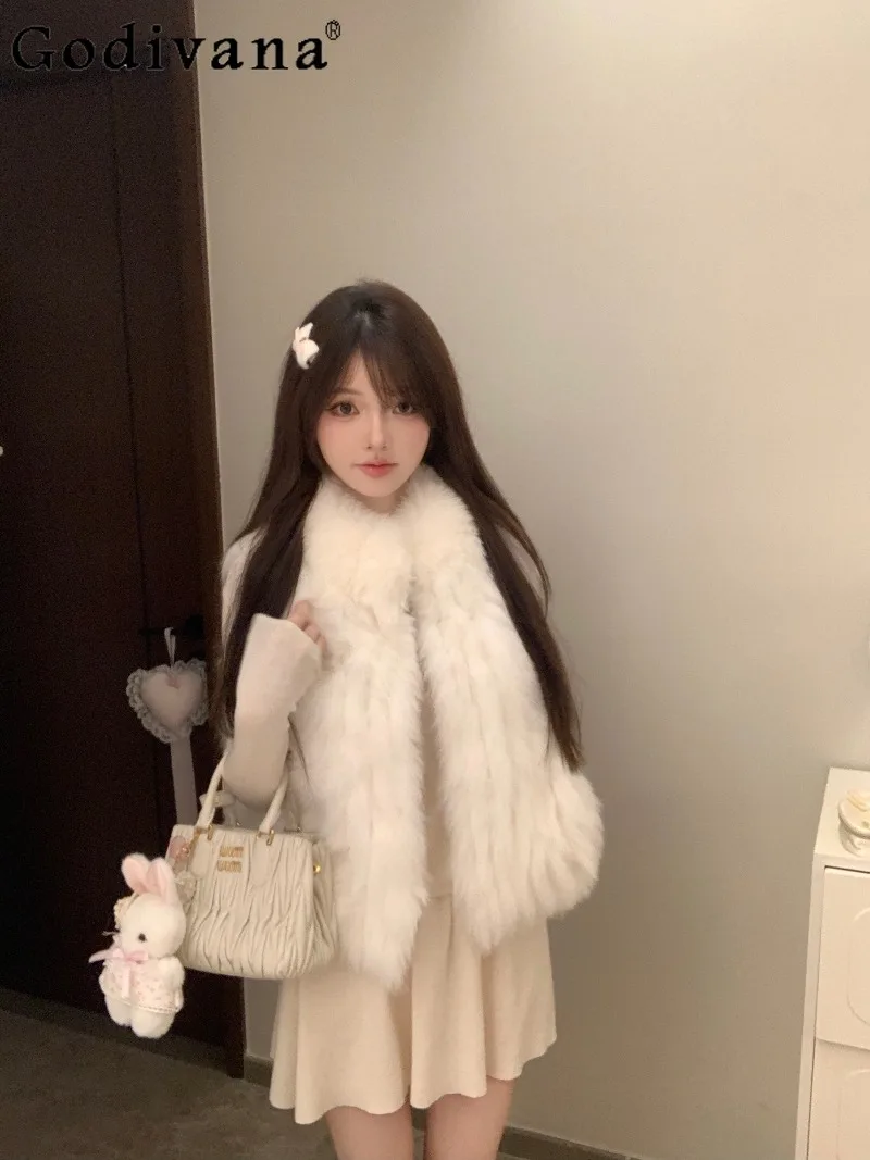 2025 Autumn Winter New High-end Elegant Lady Fur Vest Warm Thick Soft Sleeveless Vest Coat
2025 Autumn Winter New High-end Elegant Lady Fur Vest Warm Thick Soft Sleeveless Vest Coat