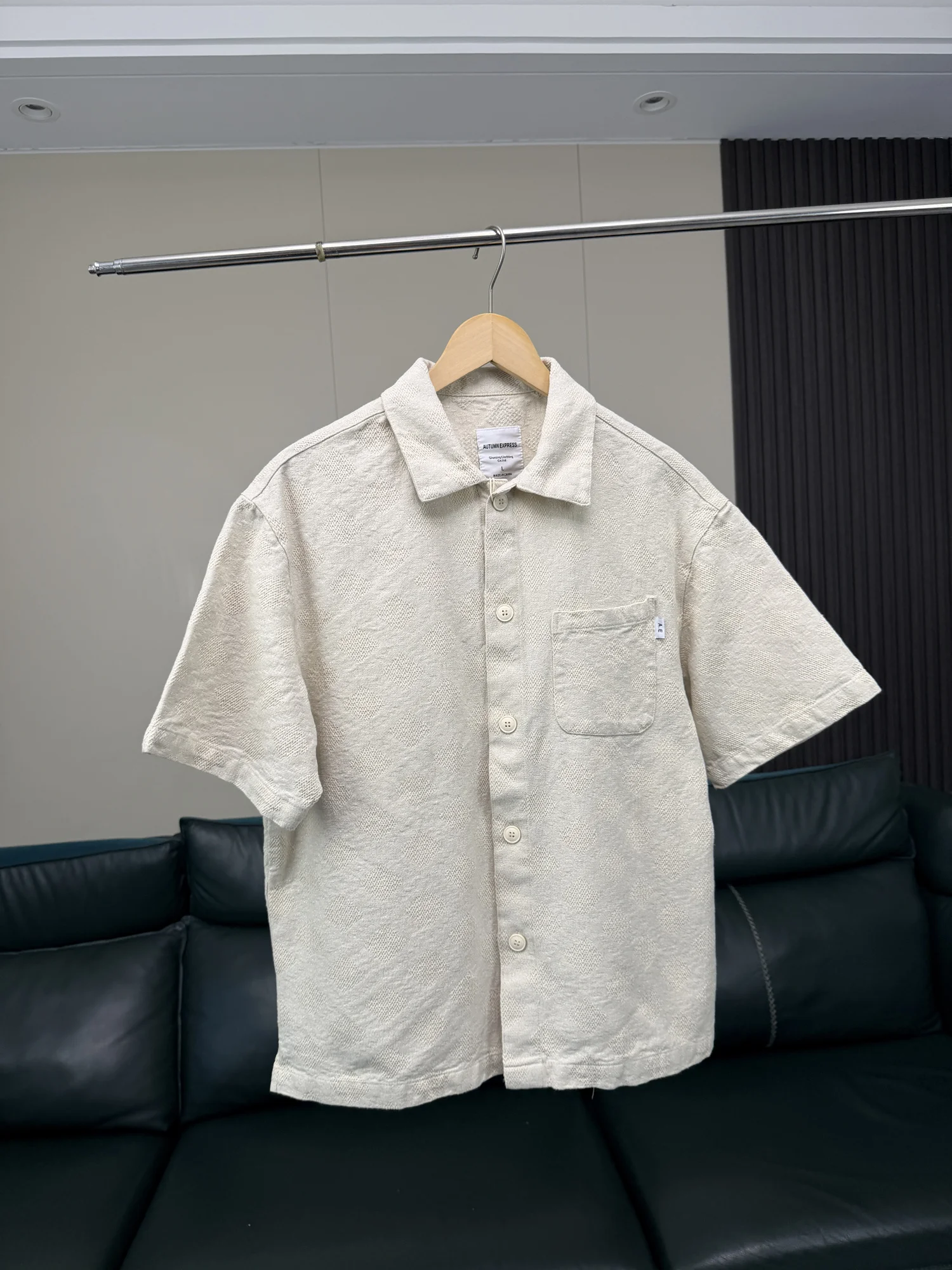 Artistic Style Men's Summer Casual Loose Comfortable Short Sleeve Shirt Breathable Versatile Fashionable Urban Comfort Shirt
Artistic Style Men's Summer Casual Loose Comfortable Short Sleeve Shirt Breathable Versatile Fashionable Urban Comfort Shirt