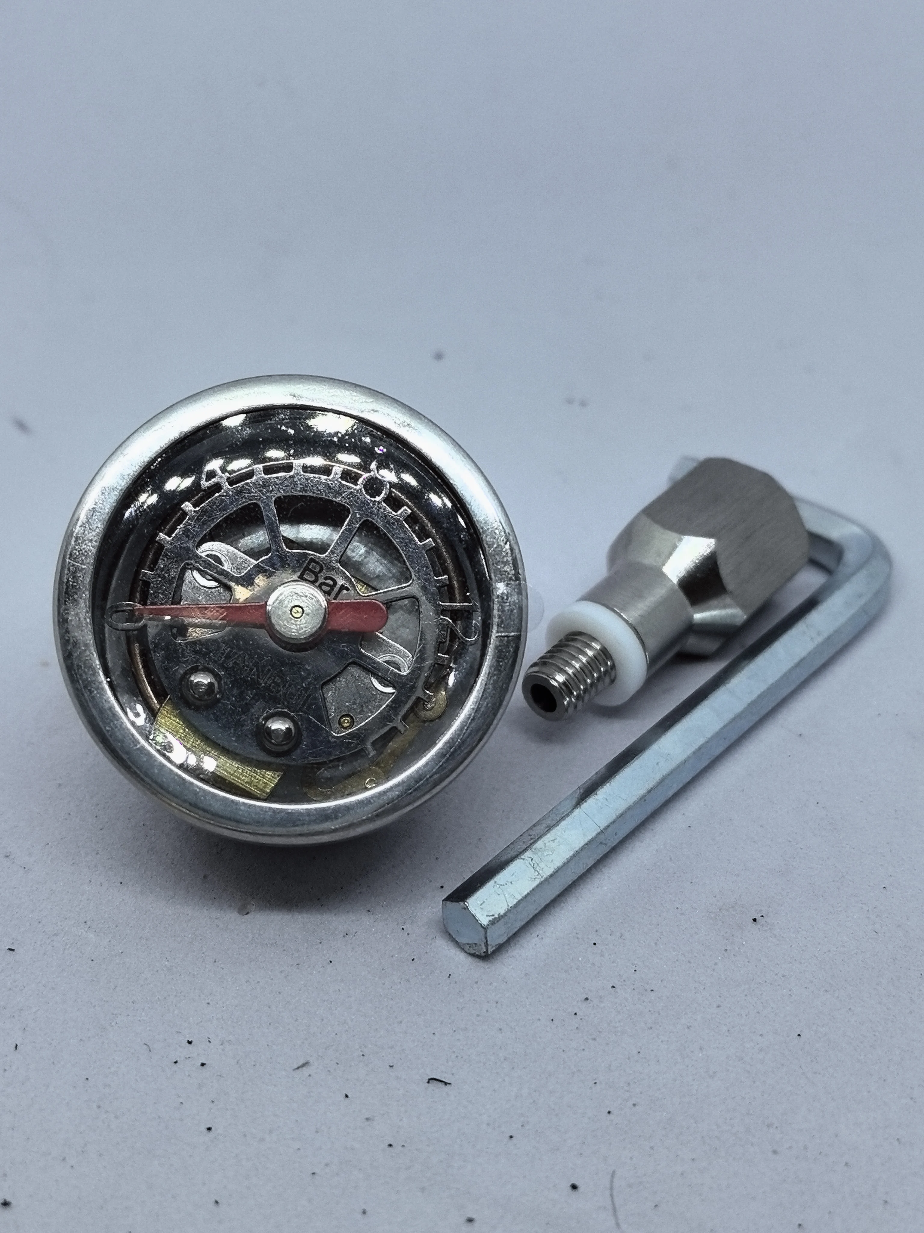 Hollow Out Pressure Gauge Set, Suitable for E61 Pressure Gauge Coffee Machine Boiling Head
Hollow Out Pressure Gauge Set, Suitable for E61 Pressure Gauge Coffee Machine Boiling Head