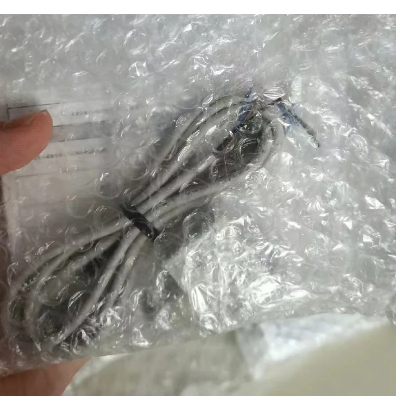 New ZSE30A-01-N-ML vacuum pressure gauge Fast Shipping
New ZSE30A-01-N-ML vacuum pressure gauge Fast Shipping