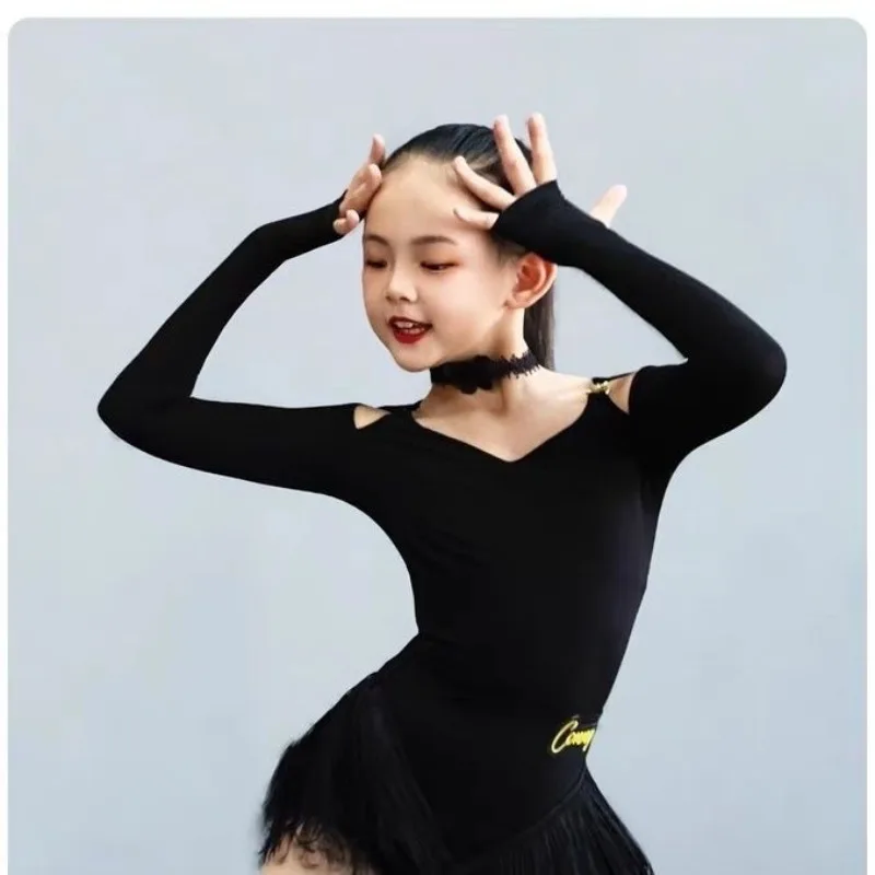 Костюм для латинских танцев по индивидуальному заказу, женский танцевальный тренировочный комбинезон, юбка с длинными рукавами и кисточками, детский черный классный комплект
Костюм для латинских танцев по индивидуальному заказу, женский танцевальный тренировочный комбинезон, юбка с длинными рукавами и кисточками, детский черный классный комплект