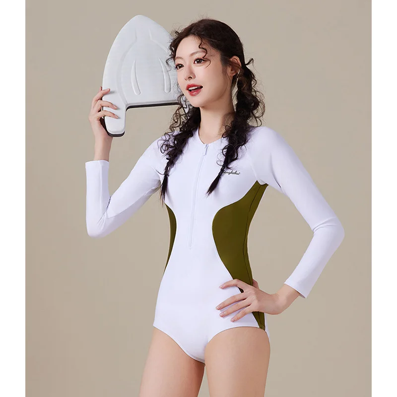 Women's One Piece Swimsuits Long Sleeve Rash Guard UV Protection Surfing Swimsuit Bathing Suit Monokin Sunsuits Beachwear
Women's One Piece Swimsuits Long Sleeve Rash Guard UV Protection Surfing Swimsuit Bathing Suit Monokin Sunsuits Beachwear