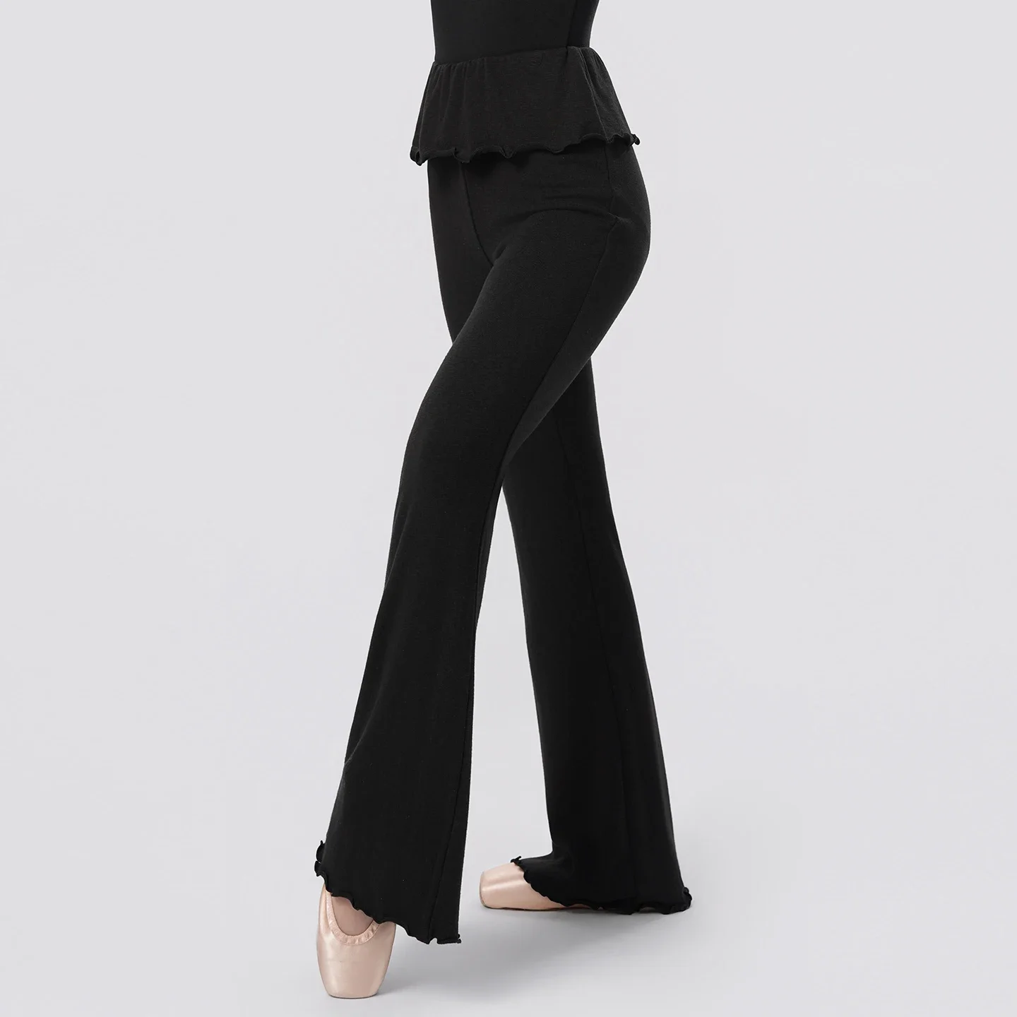 Women High Waist Yoga Trousers Ballet Flared Dance Pants Breathable Elastic Cotton Blend Slimming Bell Bottoms with Ruffle Waist
Women High Waist Yoga Trousers Ballet Flared Dance Pants Breathable Elastic Cotton Blend Slimming Bell Bottoms with Ruffle Waist