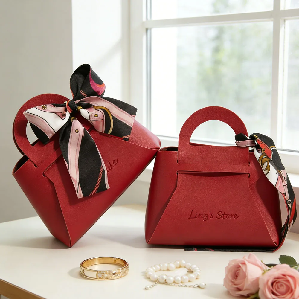 Red Leather DIY Handbag Jewlery Pouch Personalized Logo Birthday Party Candy Packaging Baby Shower Wedding Favors Gift Candy Bag
Red Leather DIY Handbag Jewlery Pouch Personalized Logo Birthday Party Candy Packaging Baby Shower Wedding Favors Gift Candy Bag