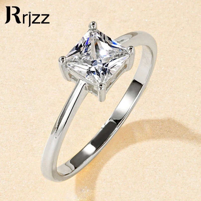 Rrjzz 14K Gold Plated Square Solitaire Rings Princess Cut CZ Simulated Diamond Ring for Women Anniversary Fine Jewelry Gifts
Rrjzz 14K Gold Plated Square Solitaire Rings Princess Cut CZ Simulated Diamond Ring for Women Anniversary Fine Jewelry Gifts