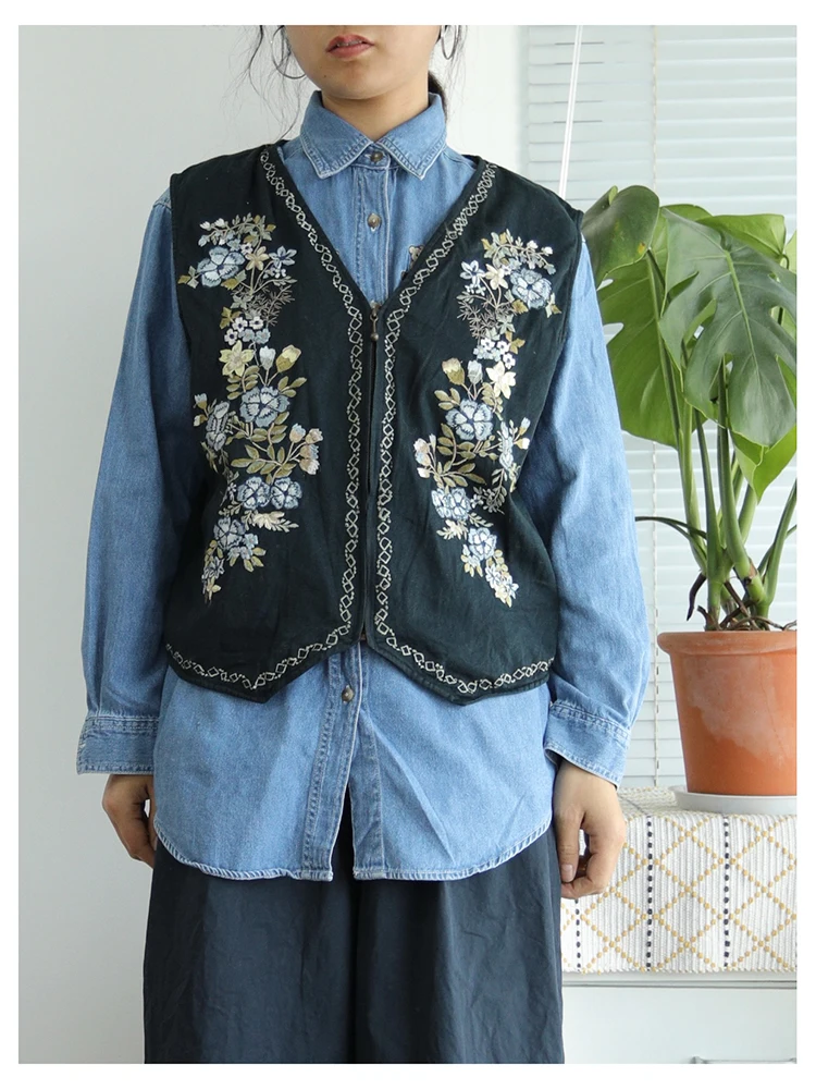 Винтажный вышитый жилет Tee Uncle's в стиле ретро, маленький, модный, женский, без бренда, без зарегистрированной торговой марки
Винтажный вышитый жилет Tee Uncle's в стиле ретро, маленький, модный, женский, без бренда, без зарегистрированной торговой марки