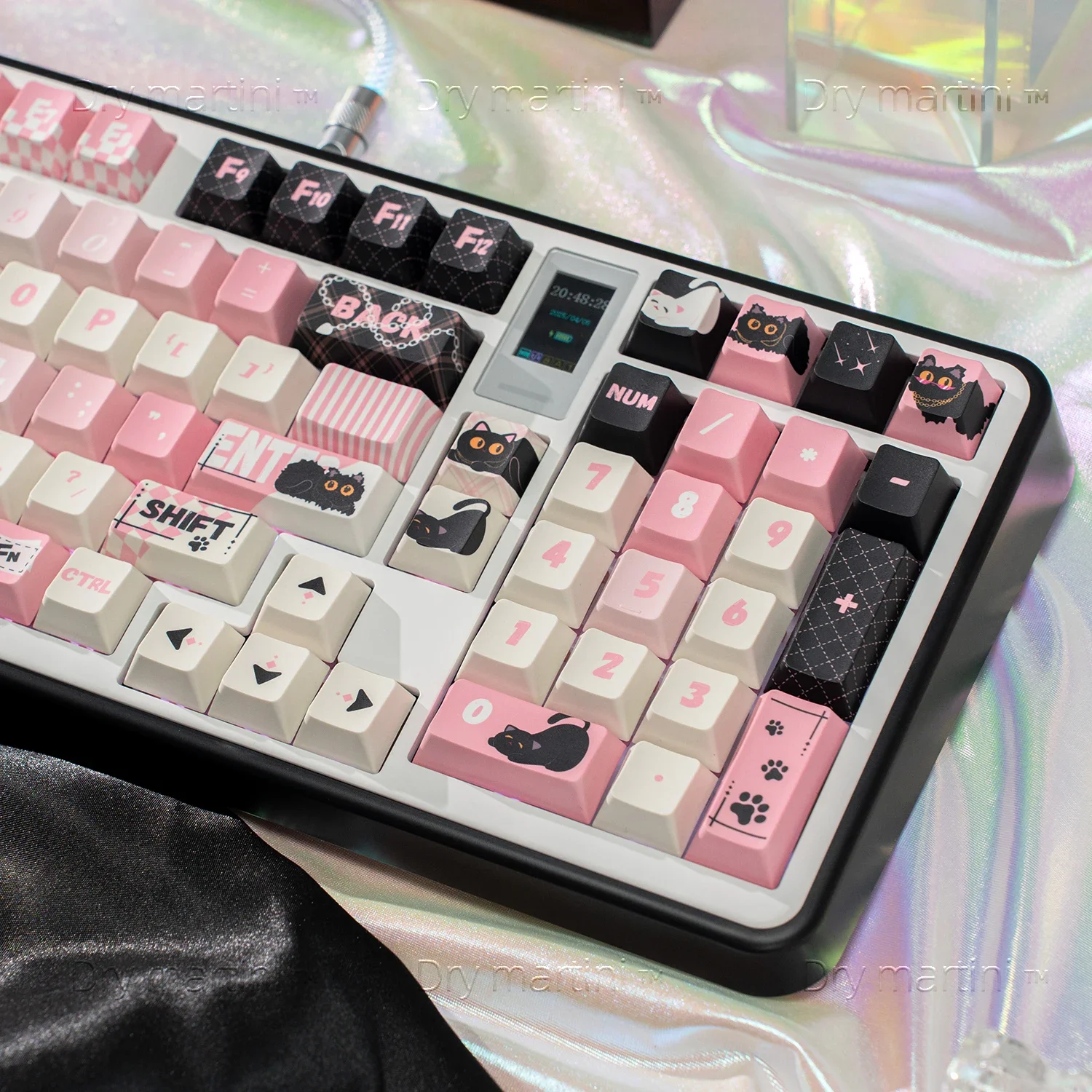 Small pull cat keycap Original mechanical keyboard Simple black powder magnetic axis PBT keycap 61 68 75 87 98 108
Small pull cat keycap Original mechanical keyboard Simple black powder magnetic axis PBT keycap 61 68 75 87 98 108