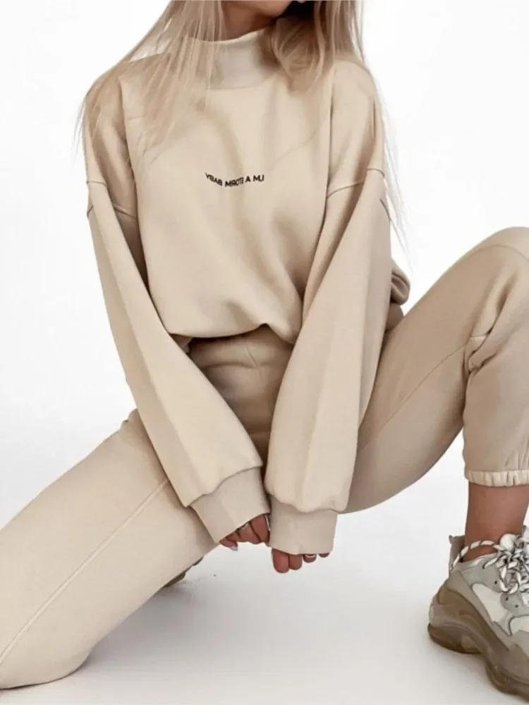 2024 Spring Women's New Fashionable Printed Long Sleeve High Neck Hoodie With Strap Up Waist Pants Set Two Piece Set
2024 Spring Women's New Fashionable Printed Long Sleeve High Neck Hoodie With Strap Up Waist Pants Set Two Piece Set
