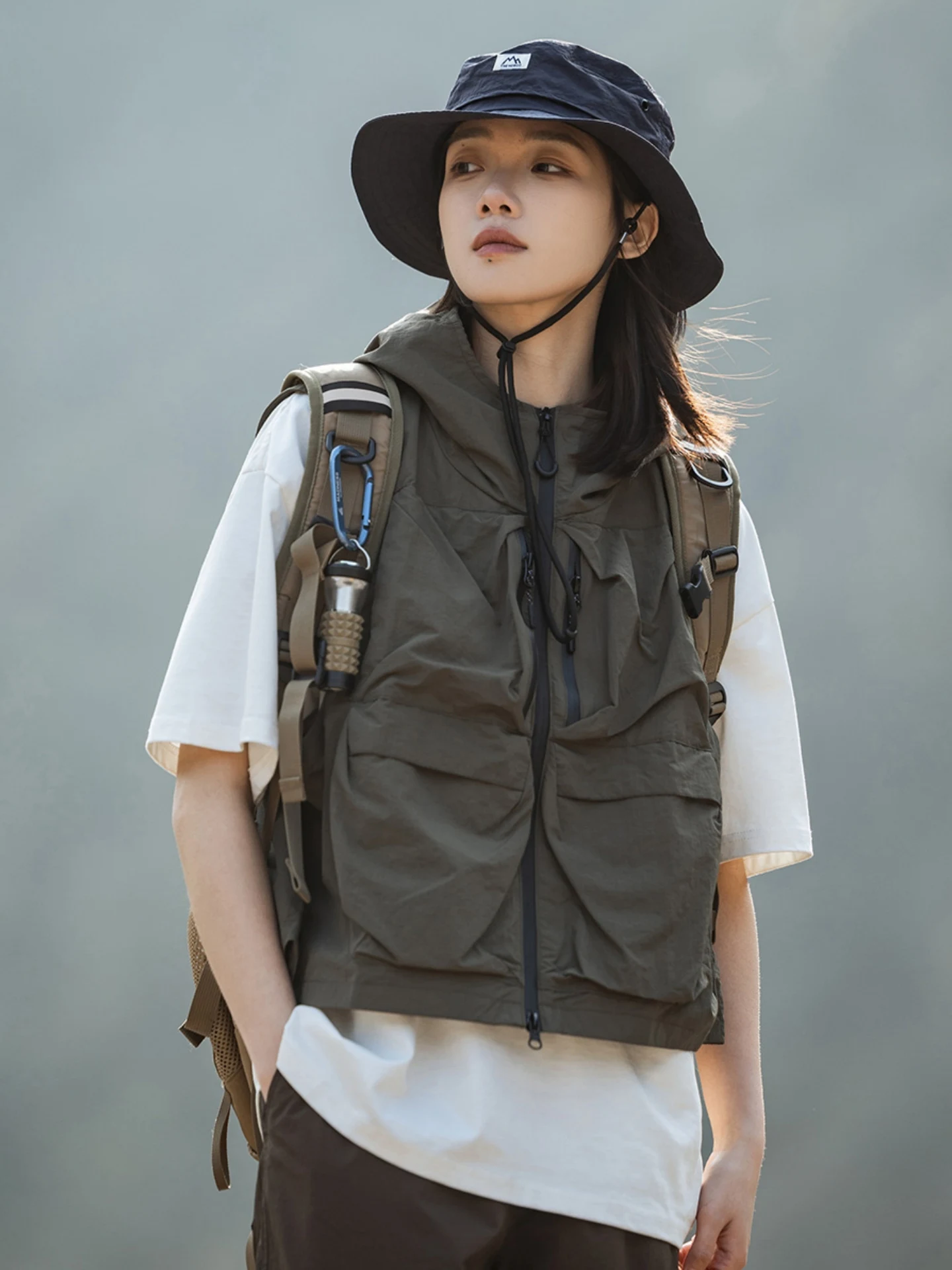 Casual Outdoor American Sle Cam Fiing Hooded Vest ex Commuter Workwear Jaet Youth ular Four Seasons Universal
Casual Outdoor American Sle Cam Fiing Hooded Vest ex Commuter Workwear Jaet Youth ular Four Seasons Universal