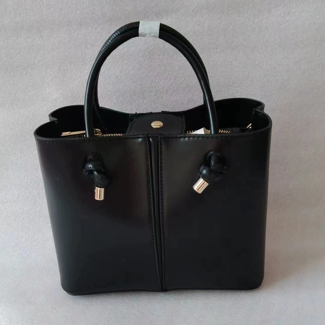 New Women's Bag Leisure Handbag Crossbody Bag Niche Designer luxury Bucket Bag Mini City Bag Detachable Cross-boby Strap
New Women's Bag Leisure Handbag Crossbody Bag Niche Designer luxury Bucket Bag Mini City Bag Detachable Cross-boby Strap