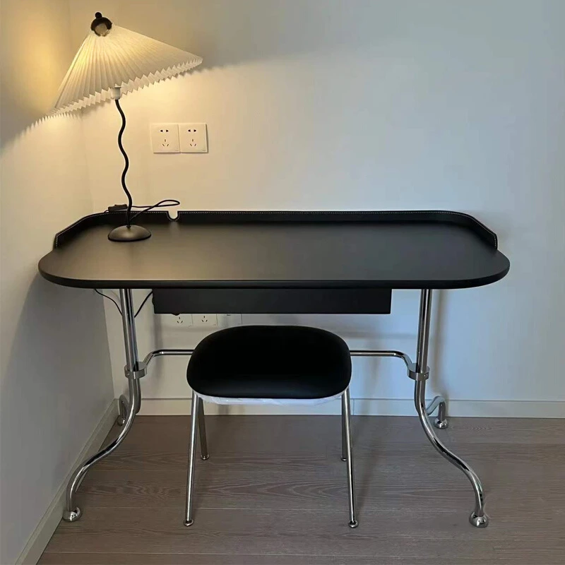 Antique stainless steel computer desk, light luxury desk, dressing table, dressing table, bedroom leisure table, writing desk, d
Antique stainless steel computer desk, light luxury desk, dressing table, dressing table, bedroom leisure table, writing desk, d