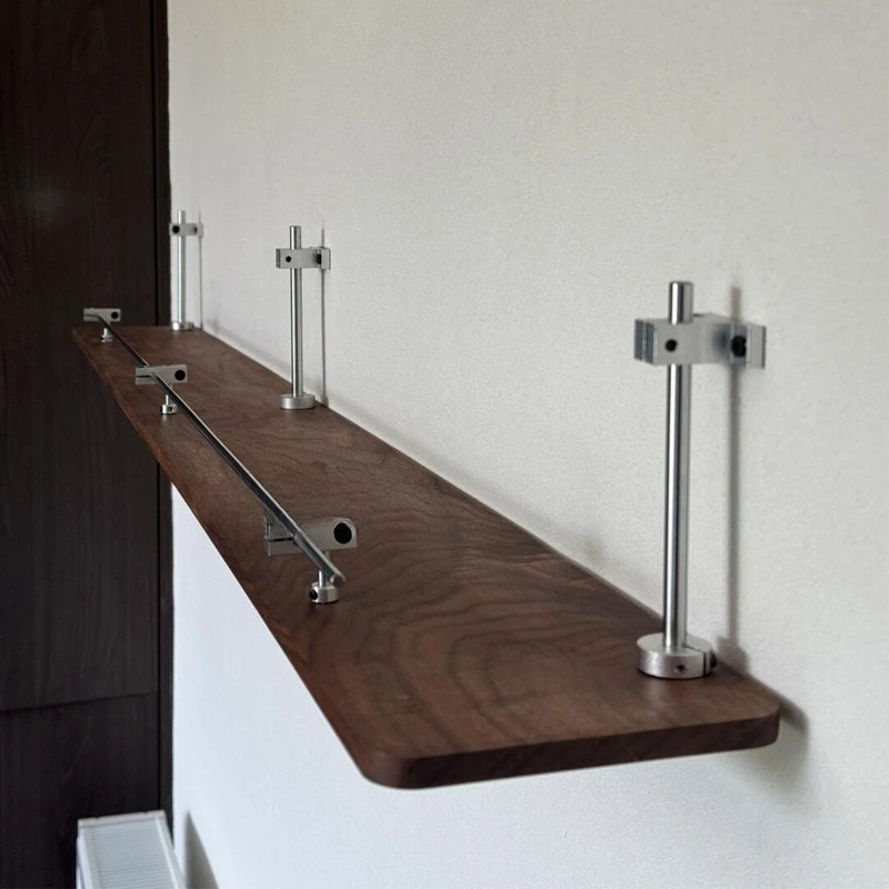 Hangers, wall light axis shelves, display racks, decorative racks, wall hanging shelves, cup display shelves
Hangers, wall light axis shelves, display racks, decorative racks, wall hanging shelves, cup display shelves