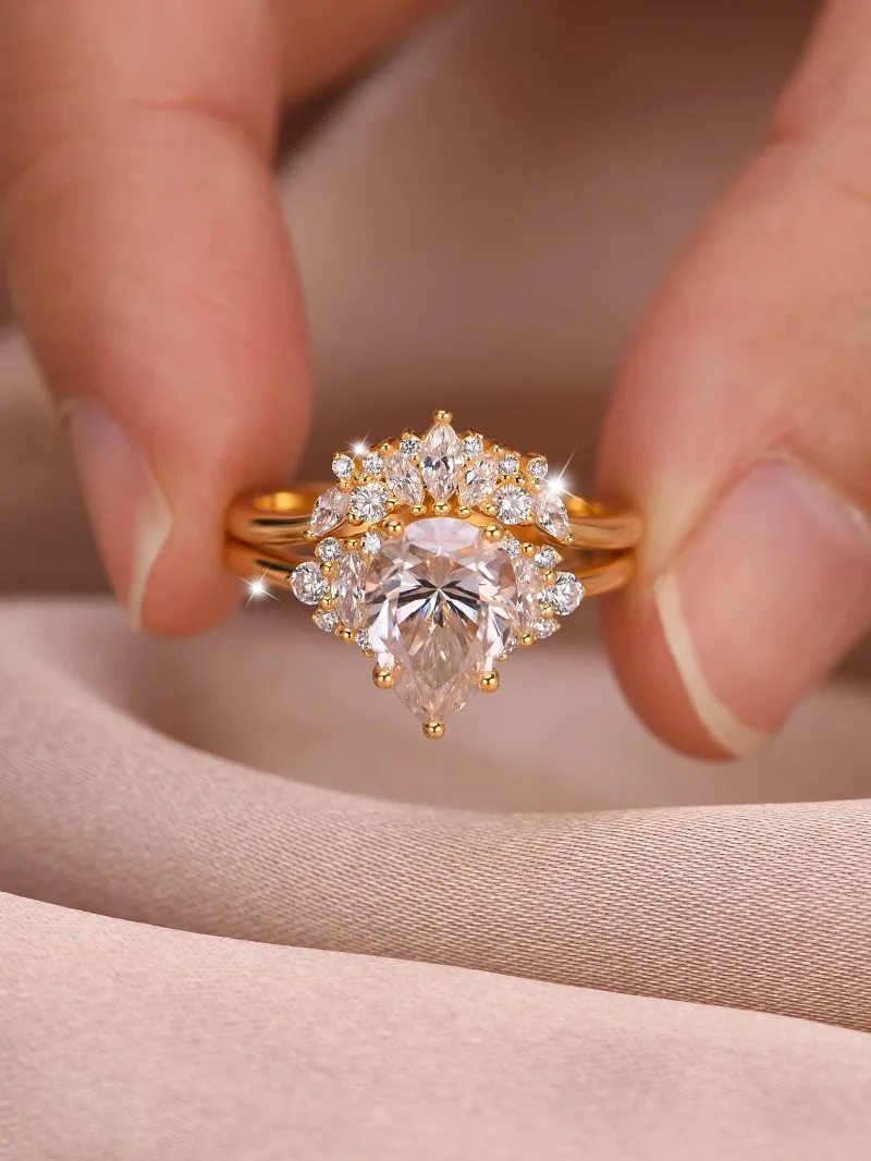 NEWS925 Sterling Silver Water Drop 2CT Moissanite Ring Set Fine Jewelry Gold Plated 18k Suitable for Gift Giving Birthday Gift
NEWS925 Sterling Silver Water Drop 2CT Moissanite Ring Set Fine Jewelry Gold Plated 18k Suitable for Gift Giving Birthday Gift