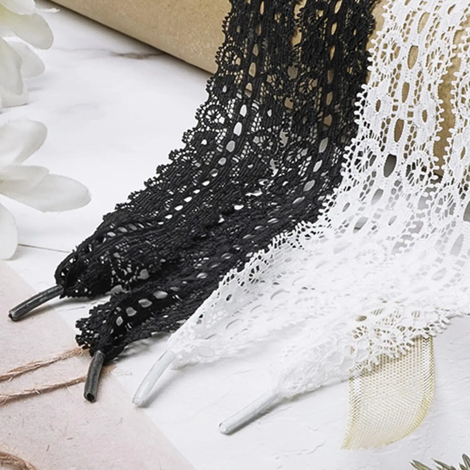 2.9CM Wide Fancy Lace Flat Shoelace For Sneakers Sweet Shoe Laces For Women Casual Shoestring Black White Shoe Accessorices
2.9CM Wide Fancy Lace Flat Shoelace For Sneakers Sweet Shoe Laces For Women Casual Shoestring Black White Shoe Accessorices
