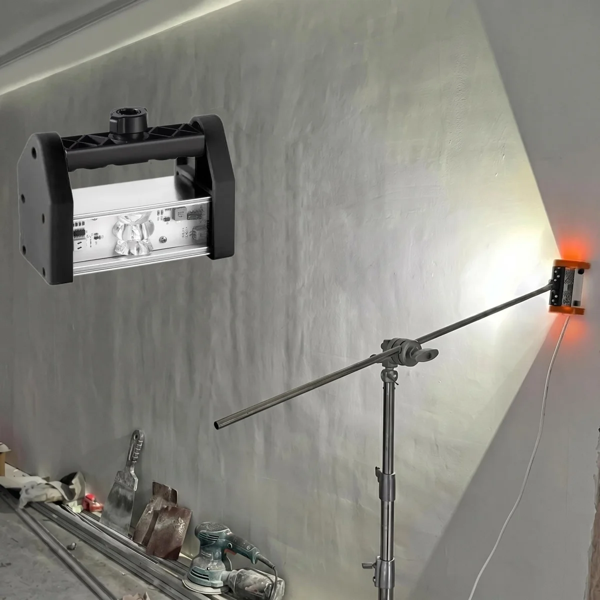 Special LED Import Lamp for Wall Polishing Transparent Corner Lamp Bead Wall Acceptance Lamp Paint Polishing Auxiliary Tool
Special LED Import Lamp for Wall Polishing Transparent Corner Lamp Bead Wall Acceptance Lamp Paint Polishing Auxiliary Tool