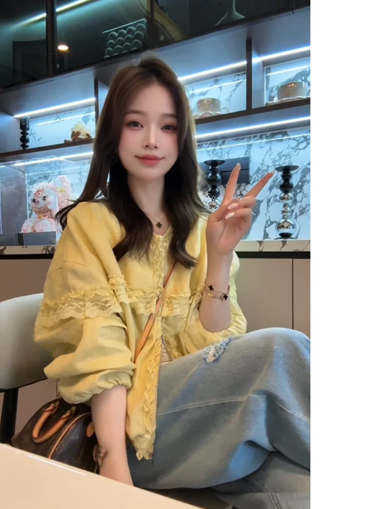 Spring New Style Women's Loose Fashionable Thin Outerwear Casual Windbreaker Spring Autumn Casual Loose Fit Short Coat
Spring New Style Women's Loose Fashionable Thin Outerwear Casual Windbreaker Spring Autumn Casual Loose Fit Short Coat