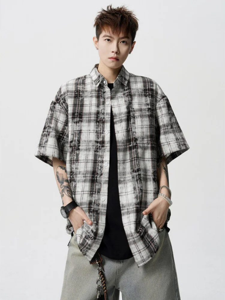 American High Street Retro Plaid ort Sve irt Men Summer Thin Casual Loose Five Sve Trendy Loose T-irt
American High Street Retro Plaid ort Sve irt Men Summer Thin Casual Loose Five Sve Trendy Loose T-irt