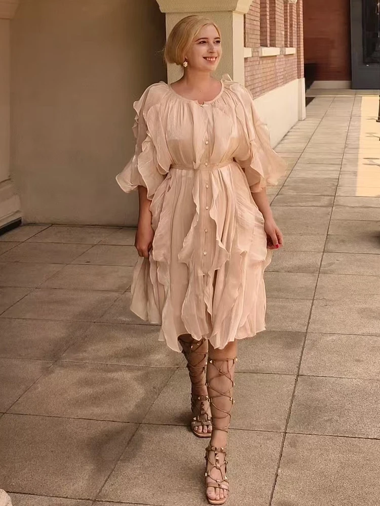 Round neck single breasted tie up waist drop pleated multi-level ruffled dress 2025 spring women's fashion loose pouffant skirt
Round neck single breasted tie up waist drop pleated multi-level ruffled dress 2025 spring women's fashion loose pouffant skirt