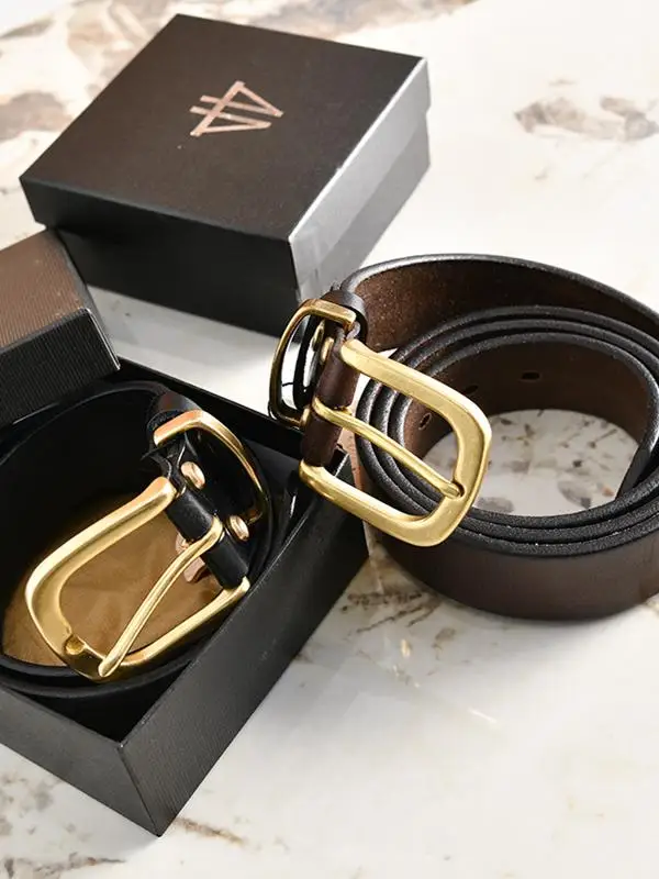 High Quality Men's Business Commuter Classic Leather Belt Head Layer Cowhide Versatile Daily Wear Copper Buckle Fastening
High Quality Men's Business Commuter Classic Leather Belt Head Layer Cowhide Versatile Daily Wear Copper Buckle Fastening