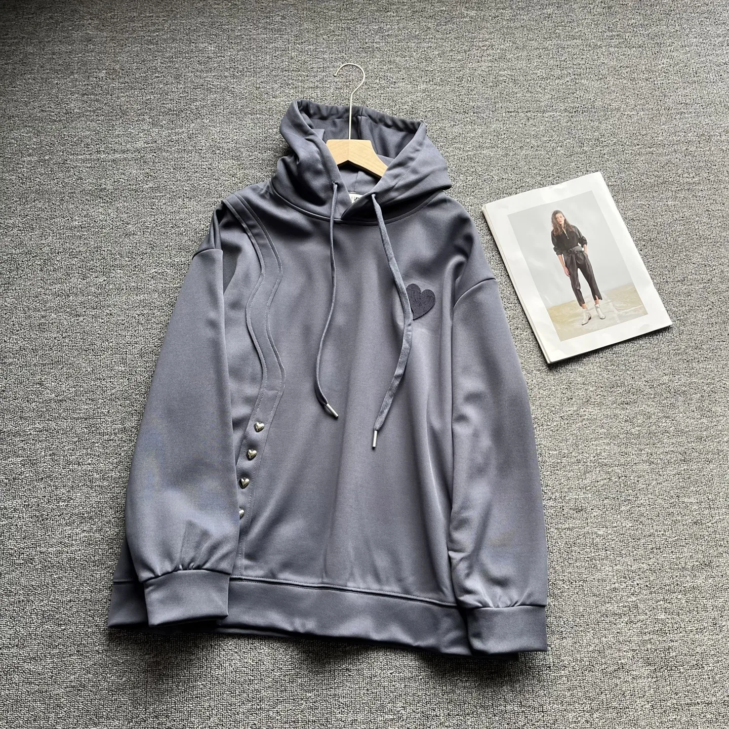 Ladies Large Size Hoodie Korean Style Fashion Lazy Style Spring Autumn Season All Match Long Sleeve Sweatshirt Casual Love Pa...
Ladies Large Size Hoodie Korean Style Fashion Lazy Style Spring Autumn Season All Match Long Sleeve Sweatshirt Casual Love Pa...