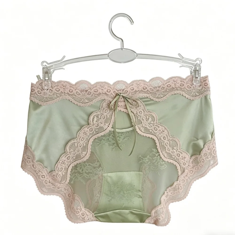 Underpants Mid Waist Lace Satin Panties Sweet Invisible Bow Briefs Mesh Patchwork Transparent Briefs Women
Underpants Mid Waist Lace Satin Panties Sweet Invisible Bow Briefs Mesh Patchwork Transparent Briefs Women